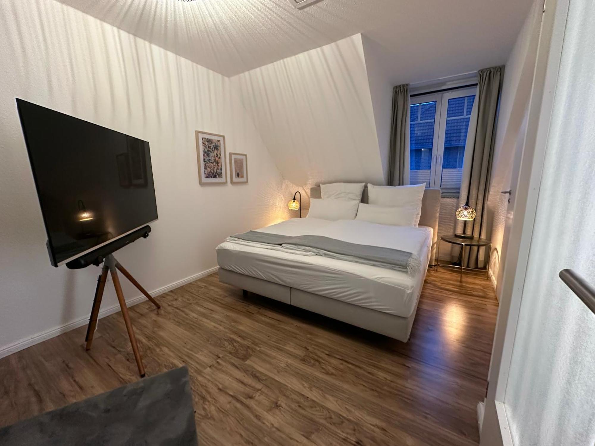 Luxx Downtown - Design-Apartment Zentral Im Ort Bad Zwischenahn Εξωτερικό φωτογραφία